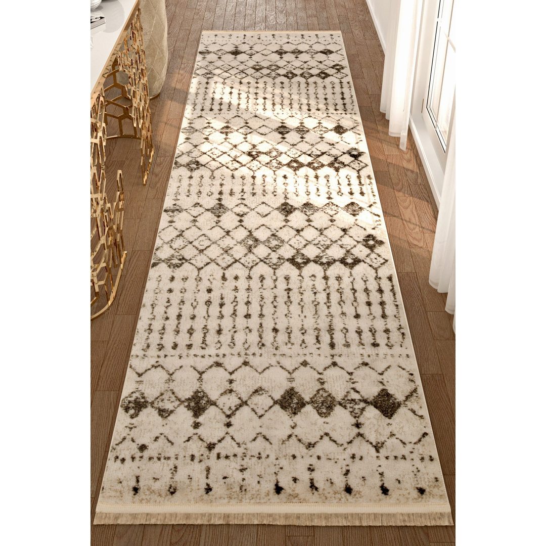 Aryanni Wool Indoor / Outdoor Area Rug in White Foundry Select Rug 