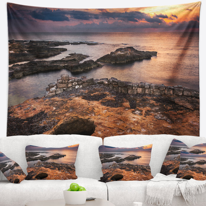 Tapisserie coucher de soleil ruins on beach antique, H 32 po x l 39 po