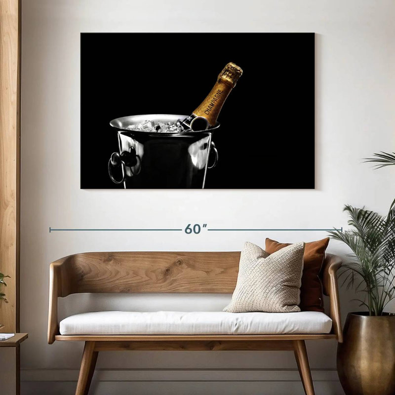 Champagne Yarlin dans un seau à glace, H 32 po x l 48 po
