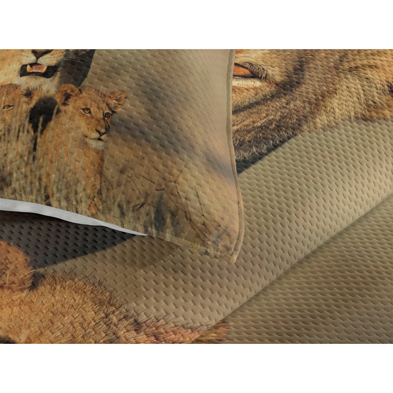Eclectic Polyester Coverlet, King Bedspread + 2 Shams