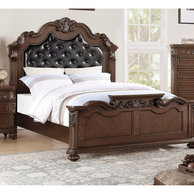 Très grand lit en cerisier antique avec tête de lit en similicuir et cadre de lit en bois, Grand lit