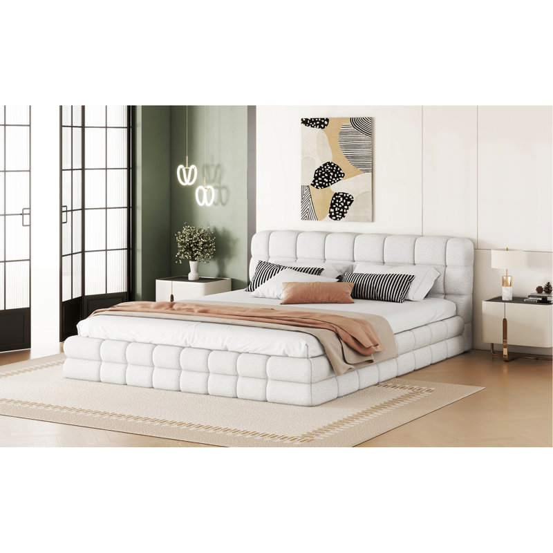 Grand lit plateforme tapissier en blanc avec construction en bois et tête de lit confortable, sans sommier tapissier, capacité de charge de 500 lb, taille de 81 po x 61 po - matériaux de conception élégante, ressort, longueur de 87,8 po