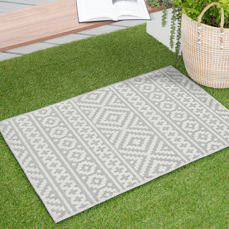 Tapis gris tissé à plat Hezekiel Southwestern, Rectangle 5 pi 3 po x 7 pi 3 po