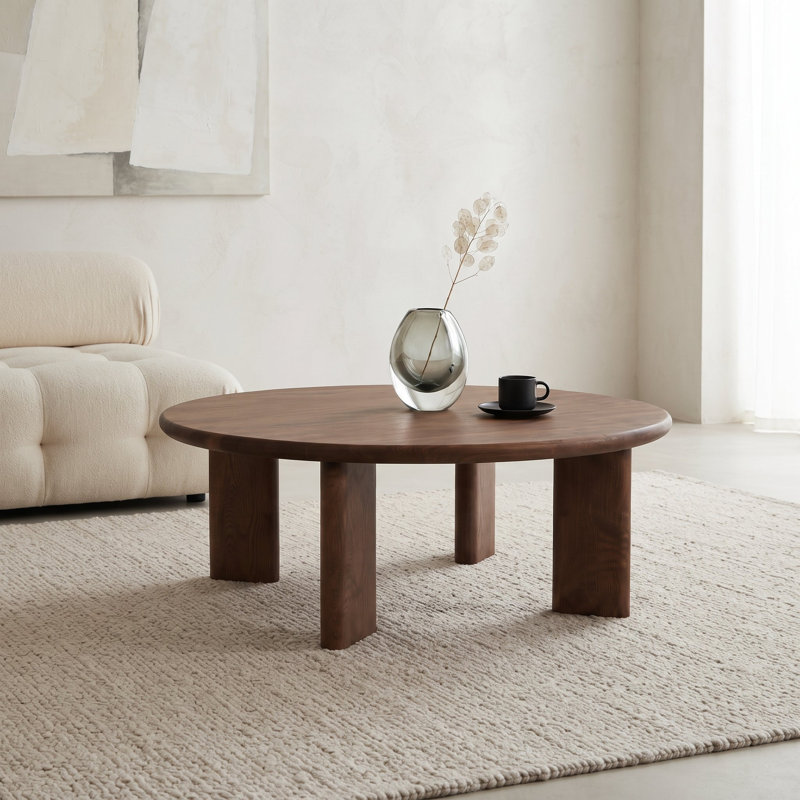 Table basse ronde Liva en noyer massif - Table basse scandinave moderne fabriquée à la main, disponible en deux hauteurs : 40,6 cm et 45,7 cm.