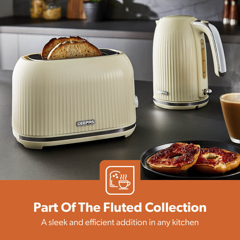 GEEPAS Fluted 2 Slice Toaster | 6 Browning Levels Cancel Defrost Reheat | For Thin Small Bread Slice Removable Crumb Tray Cool Touch Housing High Lift | Space-Saving Design | 2 Yr Warranty 1000W