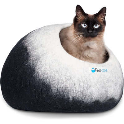 Wool Nest Pet Bed