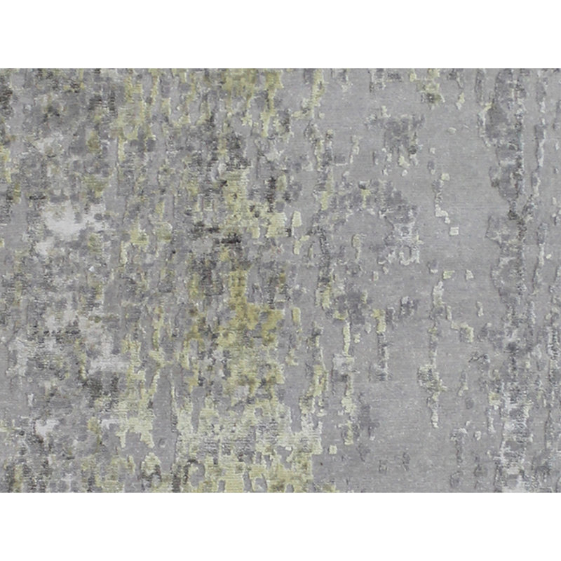 Area Rug in Beige/White/Gray, Rectangle 5' x 8'