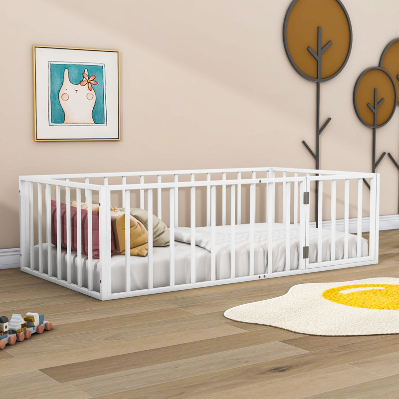  Lit plateforme en métal Denayah avec clôture et porte, Blanc, Simple