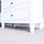 Table de chevet en pin avec 3 tiroirs et rails coulissants-337234741