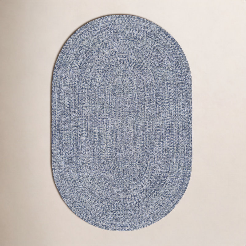 Tapis bleu marine intérieur / extérieur Kayley, Oval 6 pi x 9 pi