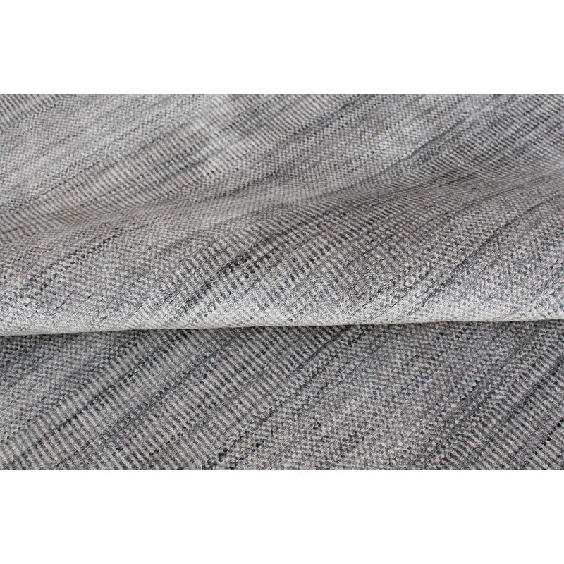 Area Rug in Gray, Rectangle 4' x 6'