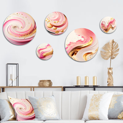 Abstract Wall Decor on Metal
