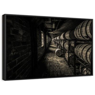 «Whiskey Cellar»