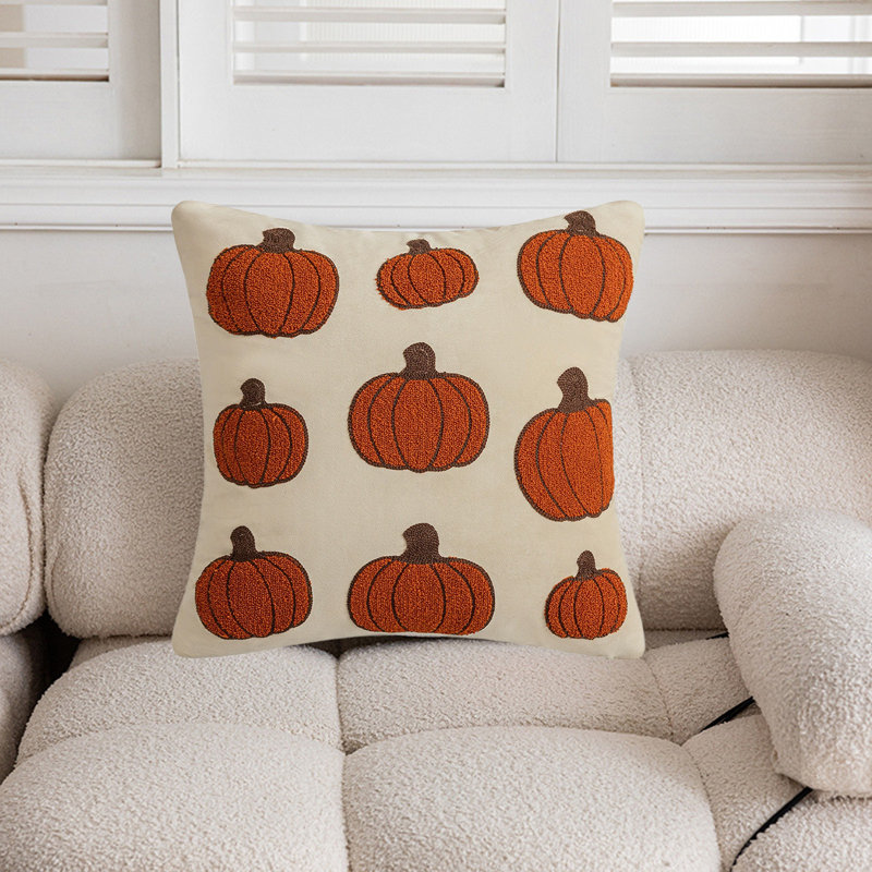 Housse de coussin en velours brodé Autumns