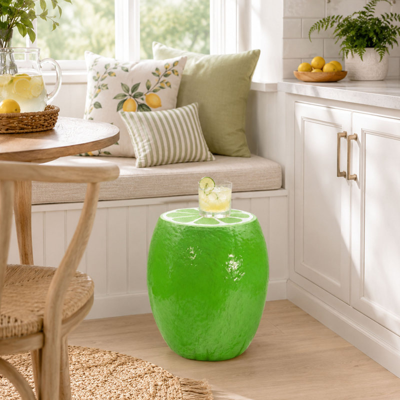 Tabouret d'appoint en forme de lime et table d'appoint en résine