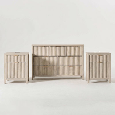 Arrilla 3 Pieces Bedroom Set
