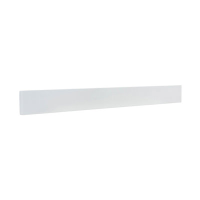 31 in. White Quartz Backsplash