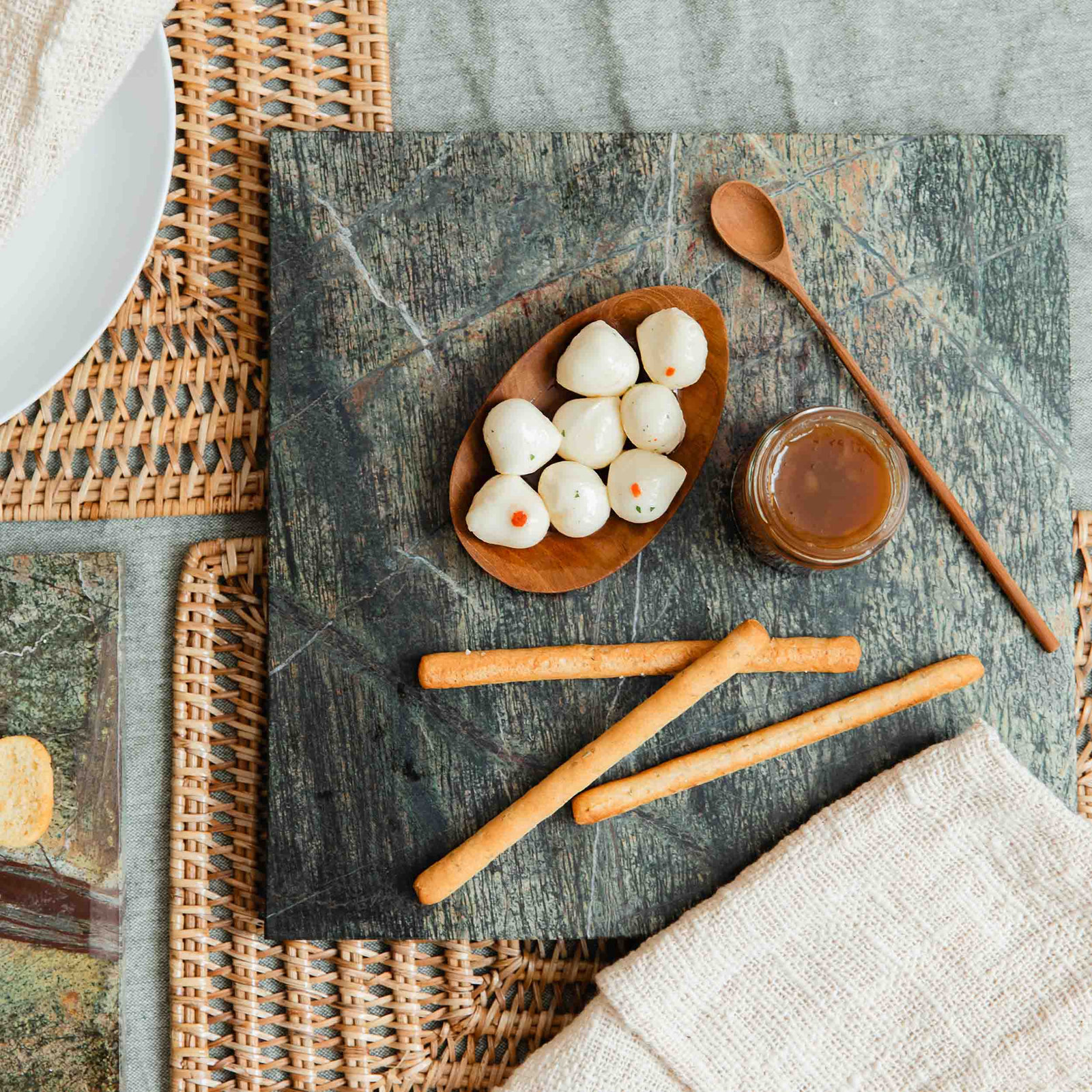 Mainura Genuine Marble Cheese Board