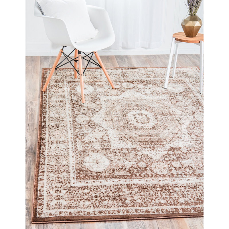 Tapis à motif oriental brun Majestic, Rectangle 4 pi x 6 pi