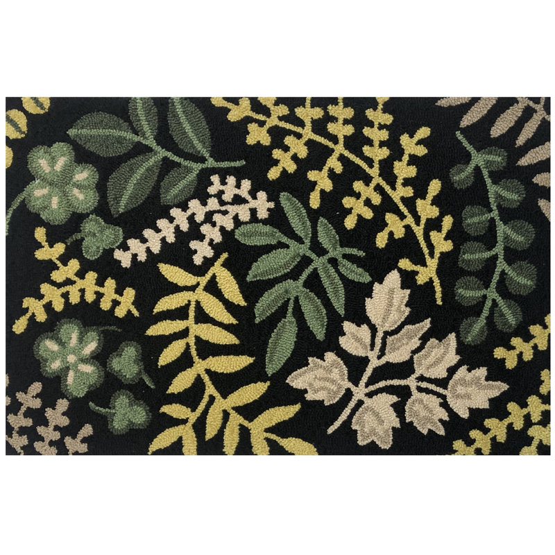 Rubeena Looped / Hooked Floral Indoor Rug, Rectangle 2'6" x 4'