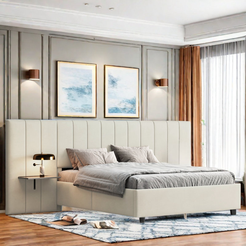 Lit plateforme tapissier avec grande tête de lit Silvestri et deux tablettes intégrées, Beige, Queen