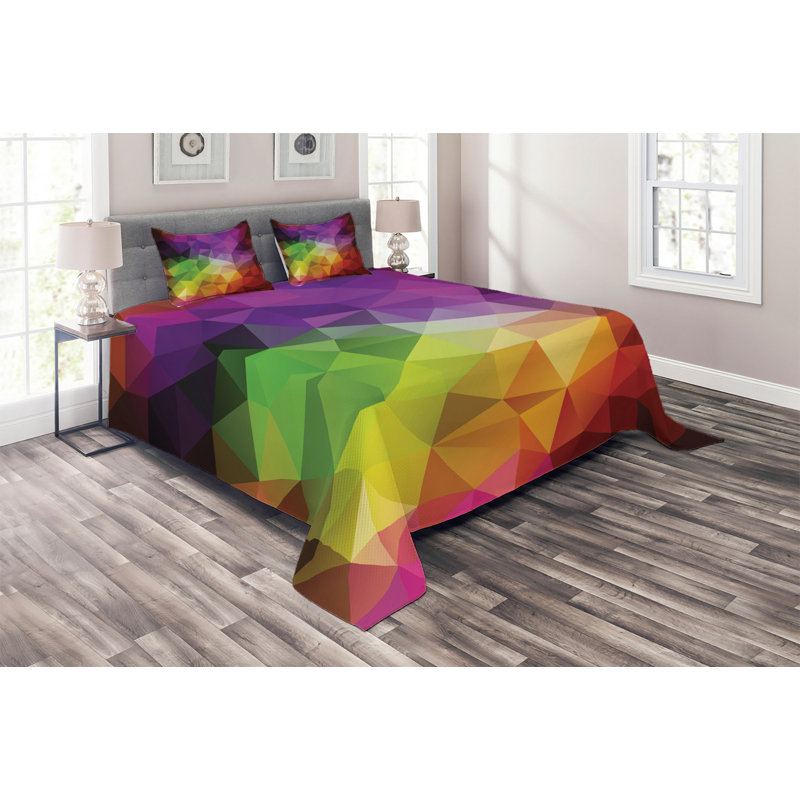 Polyester Geometric Shapes Coverlet, King Bedspread + 2 Shams
