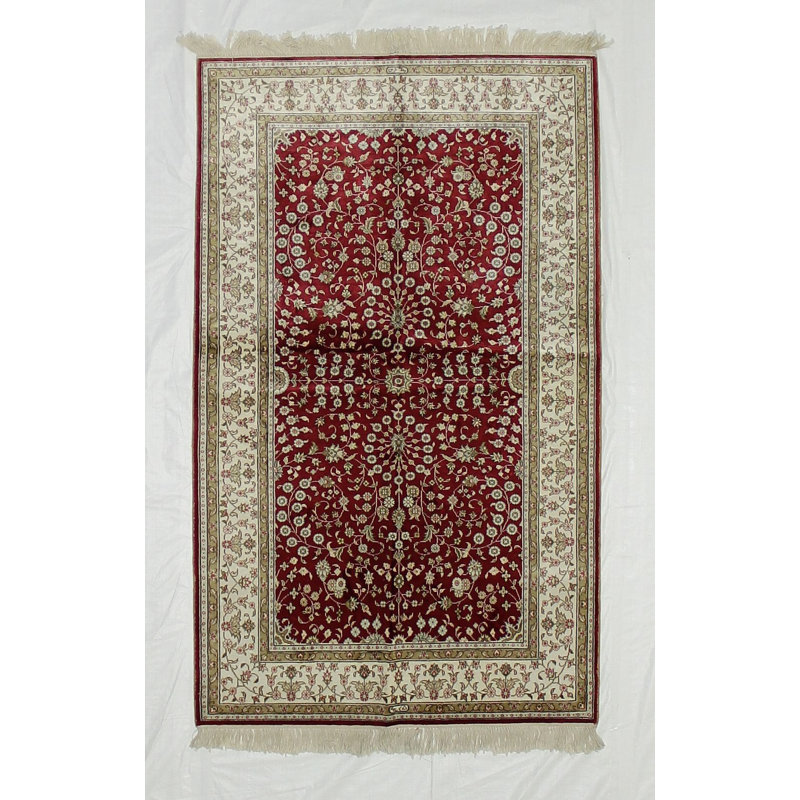 Tapis floral en soie fait à la main 3 pi 2 po x 5 pi 3 po