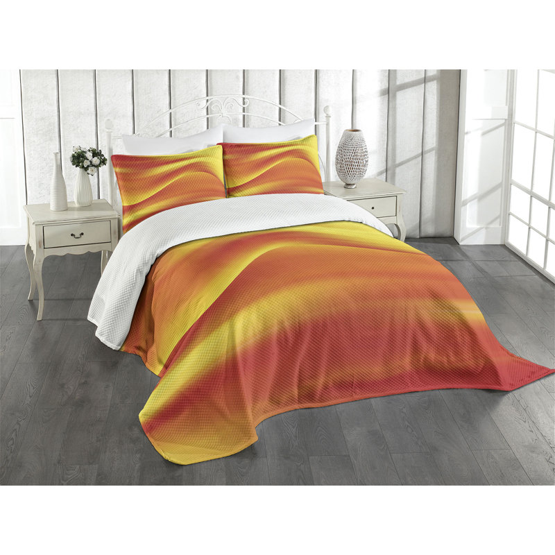 Queen White and Orange Polyester Bedspread Set