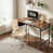 Table brune / noire / chaise beige est en rupture de stock