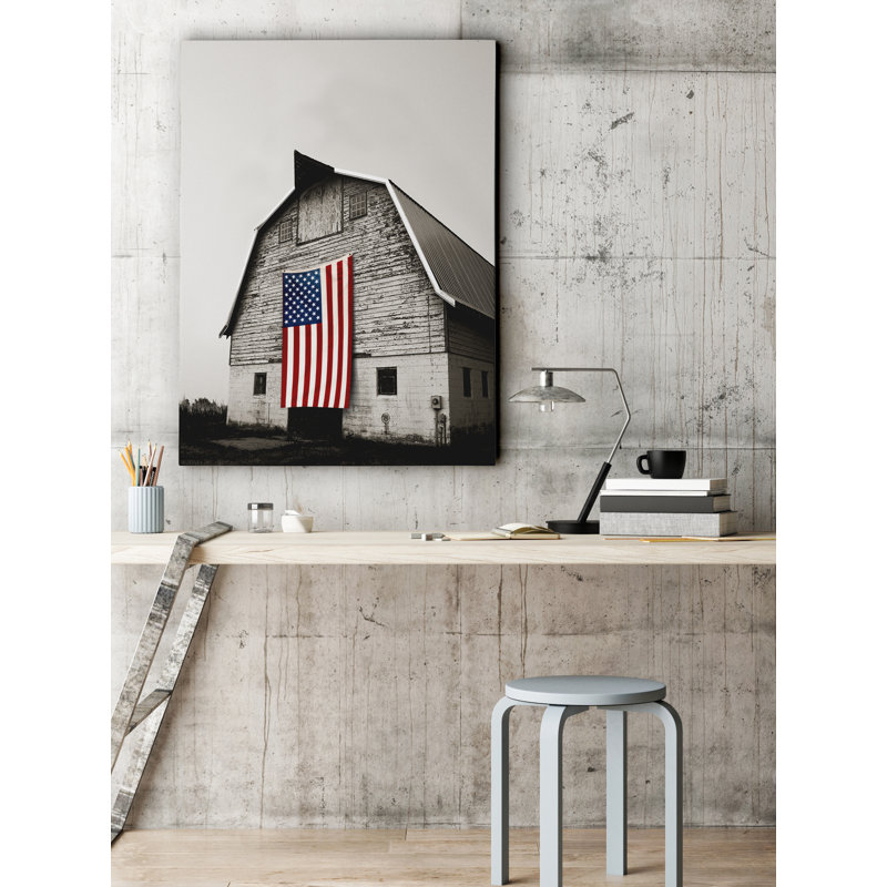 Barn Barn - reproduction de photo sur toile, H 30 po x l 40 po x P 1,5 po