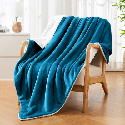 Adamczyk Soft Touch Mink Faux Fur Plush Sofa Throw/Blanket 