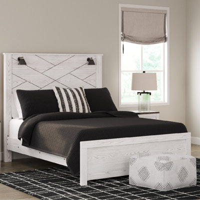 Zayla Panel Bed