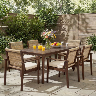 Ullman 7-Piece Outdoor Modern Coastal Acacia Wood Dining Set With Wicker Chairs And Cushions
