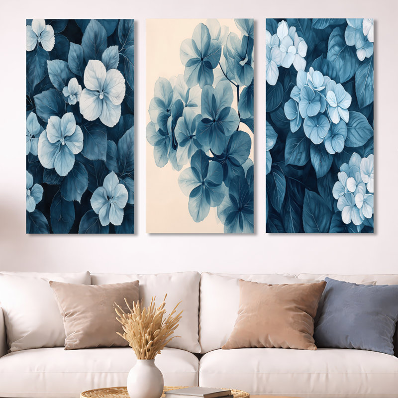 Ensemble d'hortensias monochromes à motif de grappe I - ensemble de 3 impressions florales en métal, 40" H x 60" W