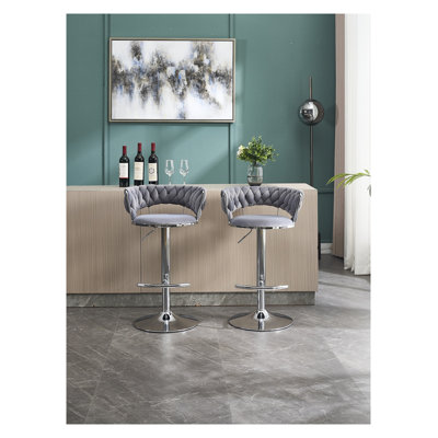 Ensemble de 2 tabourets de bar, avec repose-pieds chromé et base pivotante en velours à levage mécanique réglable + tabouret de bar simple à pieds chromés - Gris