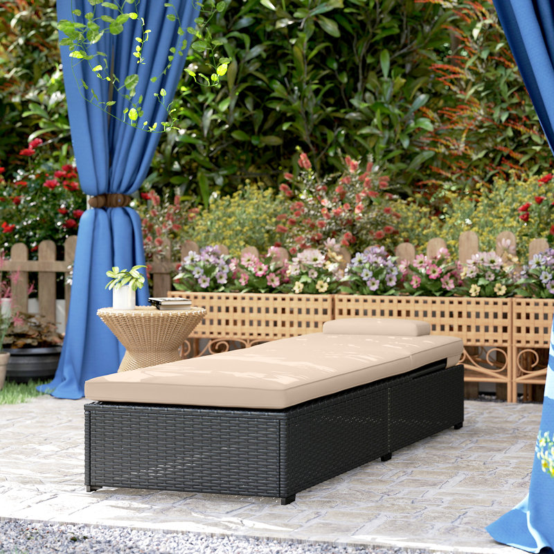 196cm Long Single Chaise with Cushions