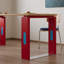 Bureau multifonctionnel aux couleurs vives-595976398