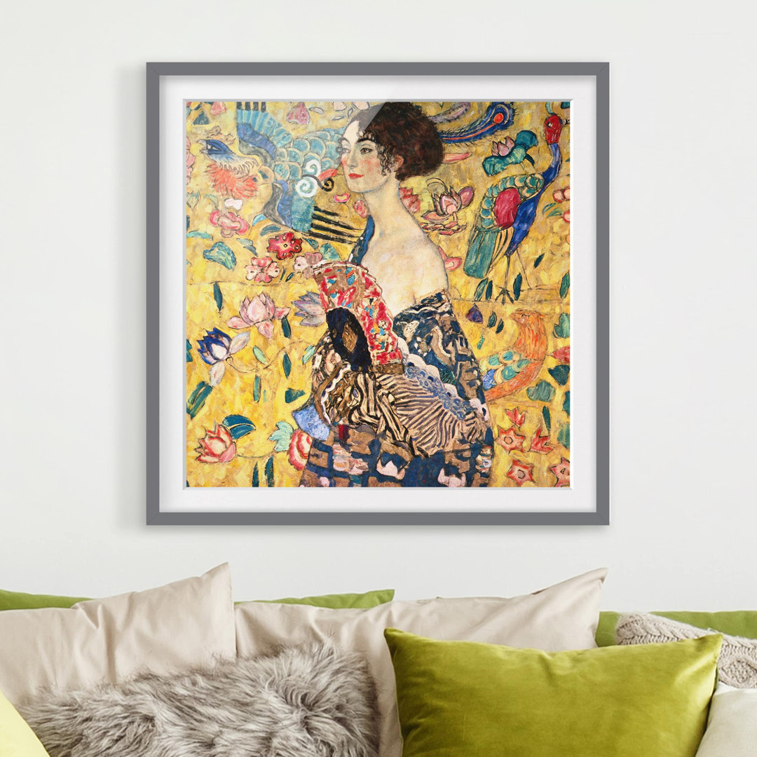 Gerahmtes Poster Dame mit Fächer von Gustav Klimt