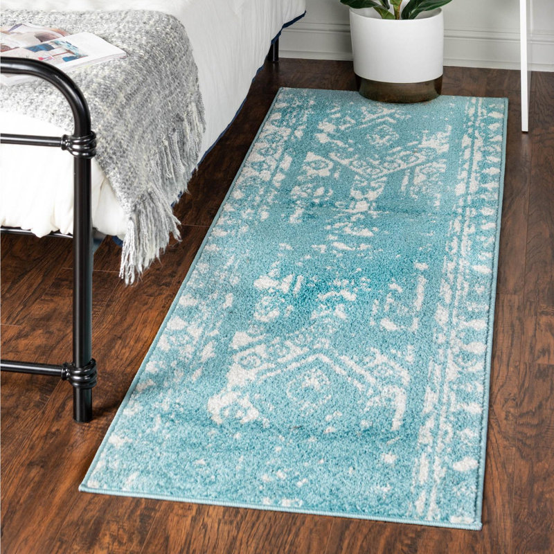 Geometric Indoor Rug, Runner 2' x 6'1"