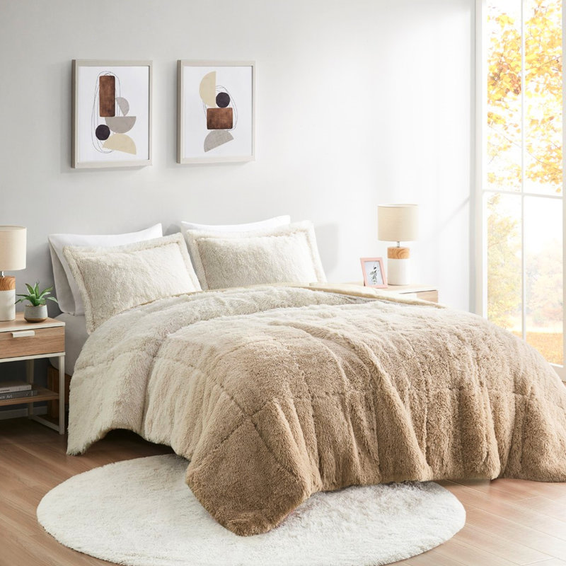 Mini-édredon ombré à poils longs pour grand lit - rembourré, envers en vison chaud, 2 taies décoratives assorties incluses