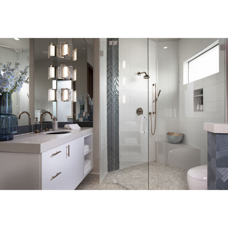 Traore LED Wallchiere, Brushed Nickel, Clear Stone