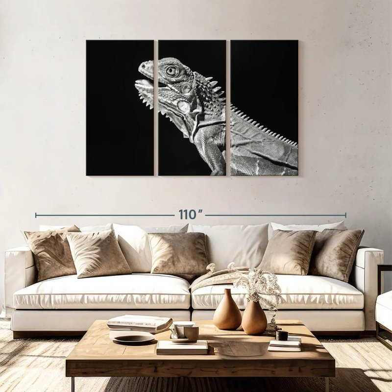 Monochrome Iguana, 48" H x 74" W