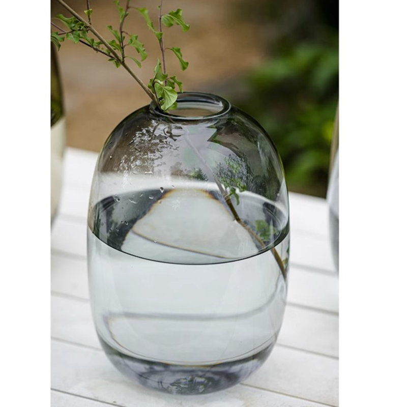 Vase de table en verre Everalda, H 11,8 po x l 7,87 po x P 7,87 po, Gris transparent