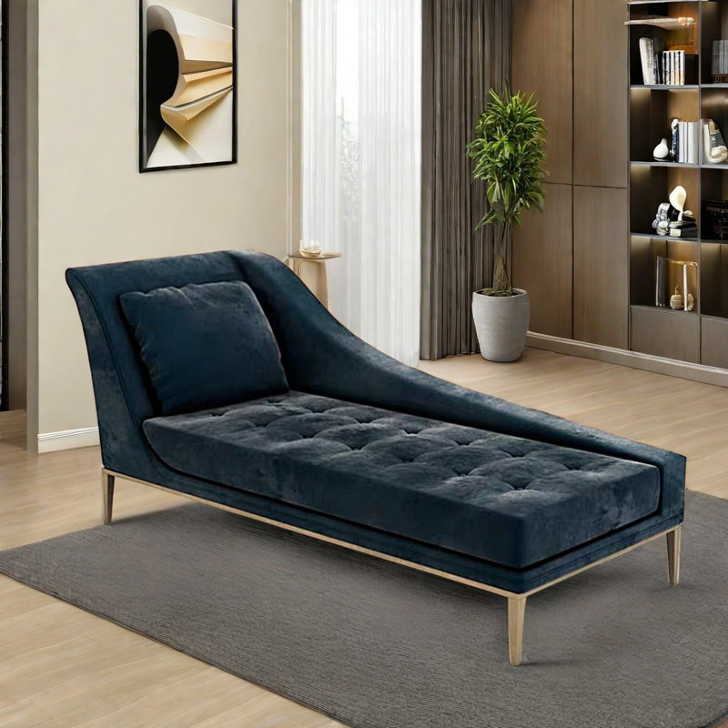 Chaise élégante et moderne, Accoudoir à gauche (vu de face)