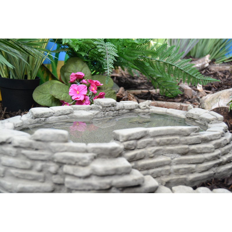 Janiyah Landscape & Nature Stone Garden Statue