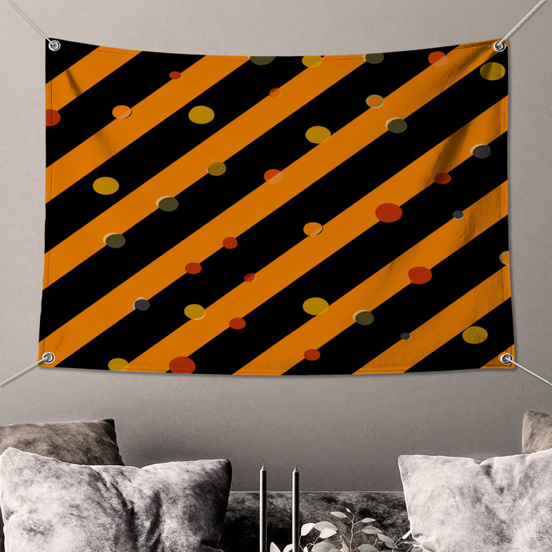 Tapisserie murale rayures orange, H 68 po x l 80 po avec 4 œillets