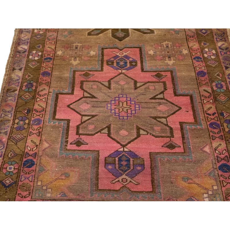Tapis oriental semi-antique en couleurs discrètes 3 pi 8 po x 10 pi 11 po