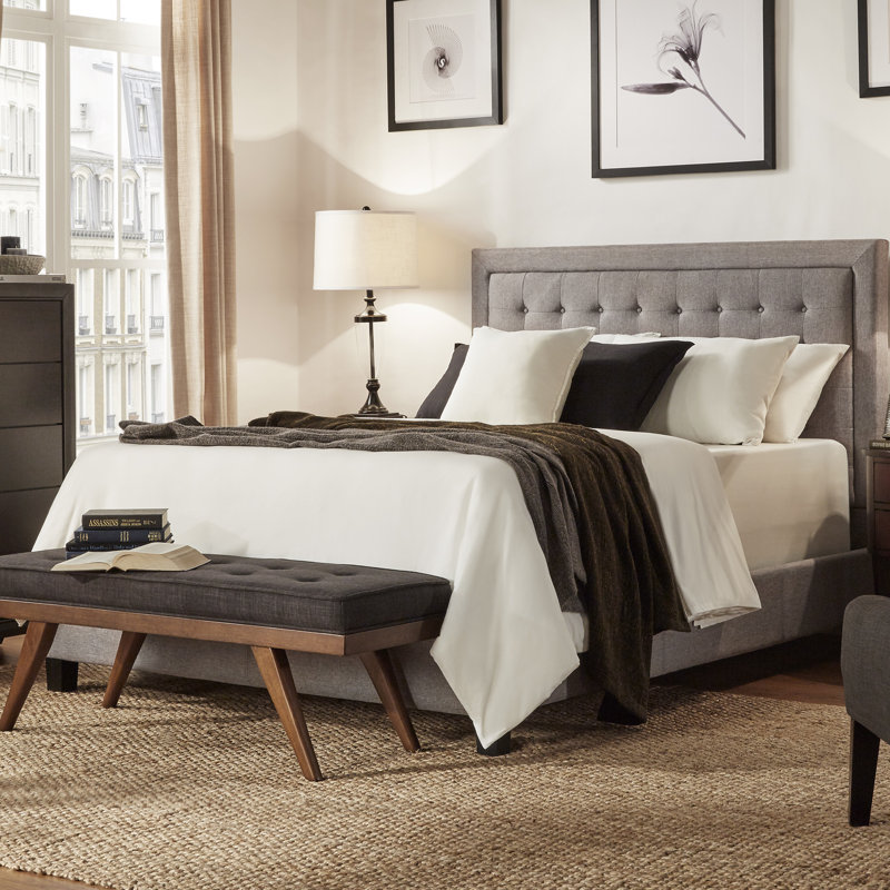 Woodside Solid Wood Piece Bedroom Set