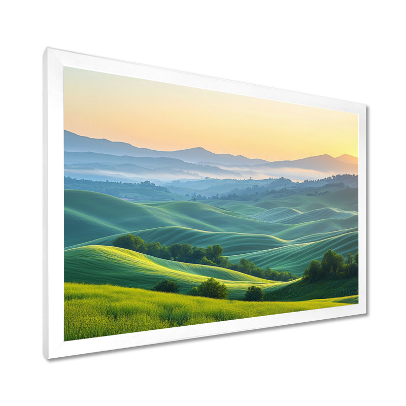Impression sur toile encadrée Counrtive Rolling Hills At Dawn III - campagne, H 16 po x l 32 po, Avec cadre, Blanc