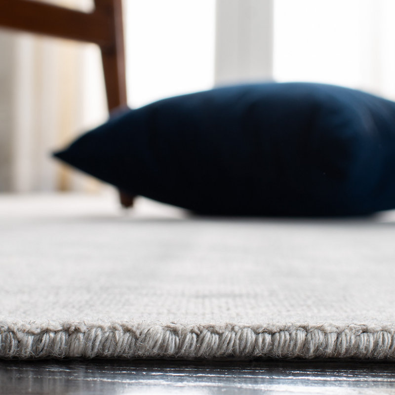 Abbie-Lei Hand Loomed Viscose/Cotton/Wool Solid Color Rug in Light Gray, Round 6'